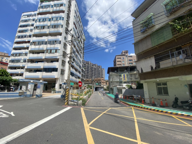 泰山買房賣屋仁愛金店王,新北市泰山區仁愛路