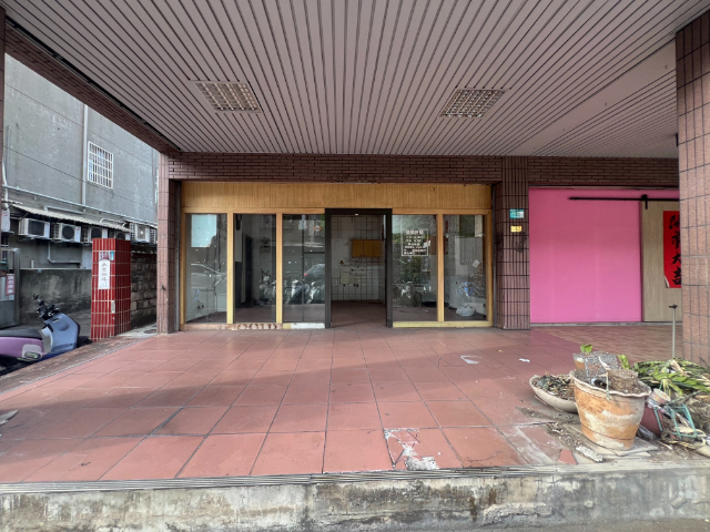 泰山買房賣屋泰林金店面,新北市泰山區泰林路二段