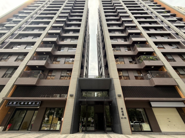 泰山買房賣屋芳洲金店面,新北市五股區芳洲一路