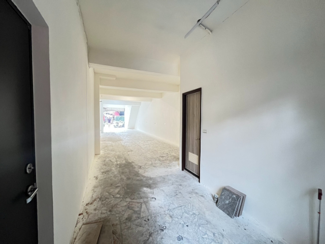 泰山買房賣屋明志精華地段金店面,新北市泰山區明志路一段