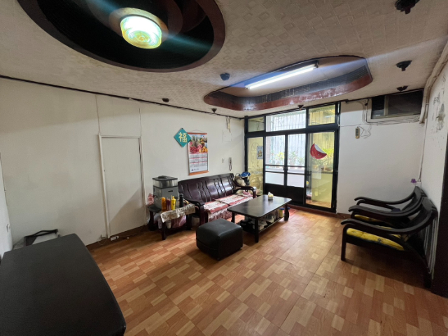 泰山買房賣屋邊間前後陽台公寓,新北市泰山區明志路二段