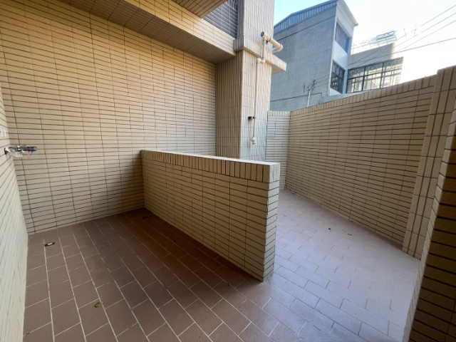 泰山買房賣屋明志精華1+2金店面,新北市泰山區明志路三段