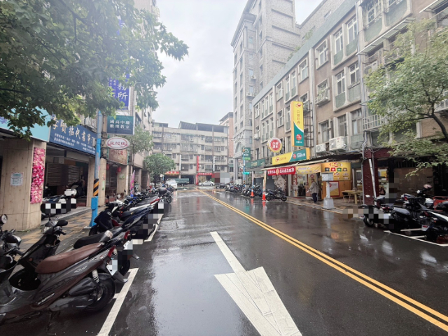 五股買房賣屋近百坪多用途辦公室,新北市五股區中興路四段