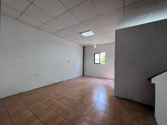 泰山買房賣屋全興路透天,新北市泰山區全興路