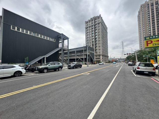 五股買房賣屋洲子洋千坪大空間,新北市五股區芳洲段