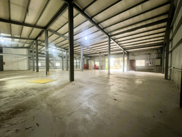 泰山買房賣屋黎明旁方正百坪大空間,新北市泰山區泰林路三段