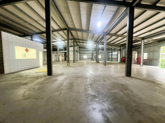 泰山買房賣屋黎明旁方正百坪大空間,新北市泰山區泰林路三段