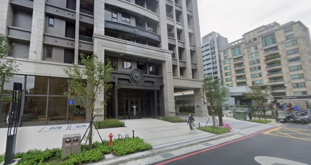 近學區十八甲精華地段金店面,新北市泰山區仁德路