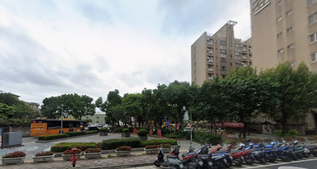 近學區十八甲精華地段金店面,新北市泰山區仁德路