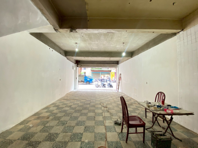 廟口旁超值金店面,新北市泰山區明志路一段