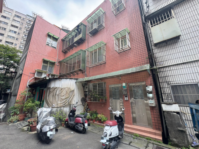 五股買房賣屋小資首選2房,新北市五股區成泰路一段