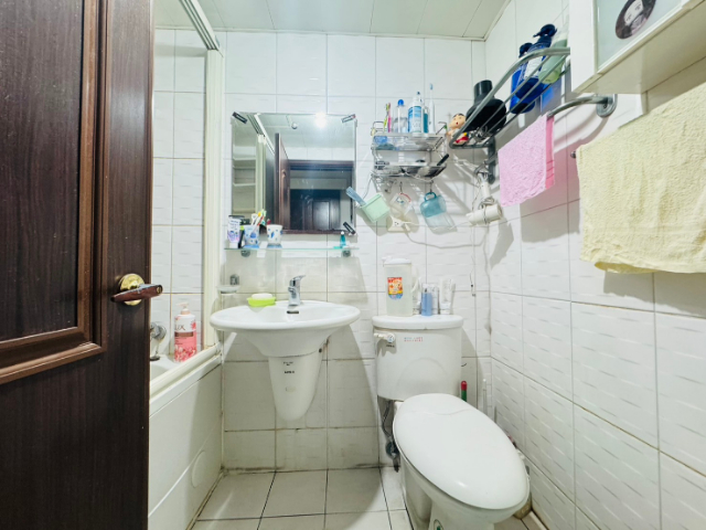 泰山買房賣屋台北之星溫馨兩房車,新北市泰山區泰林路二段