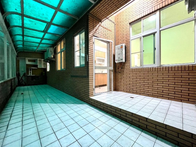 泰山買房賣屋麗池庭院大空間四房,新北市泰山區泰林路二段