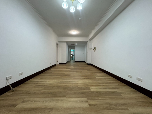 ☀18甲旁前後陽台邊間三房(輪抽車位),新北市泰山區民權街