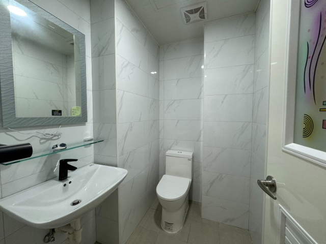 ☀18甲旁前後陽台邊間三房(輪抽車位),新北市泰山區民權街