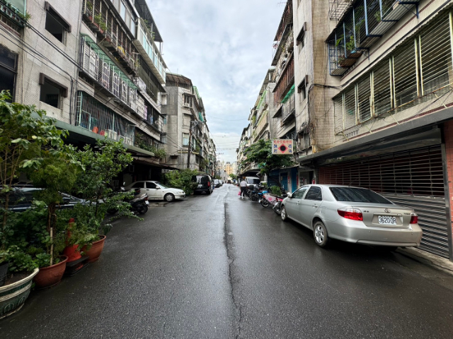 泰山買房賣屋學區旁大空間美寓,新北市泰山區福德街