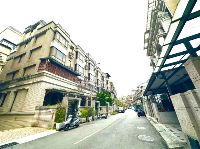 五股買房賣屋水碓別墅區方正土地,新北市五股區石德段