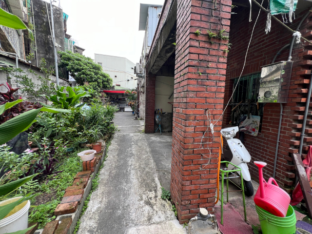 泰山買房賣屋麥當勞稀有商業用地,新北市泰山區泰林段