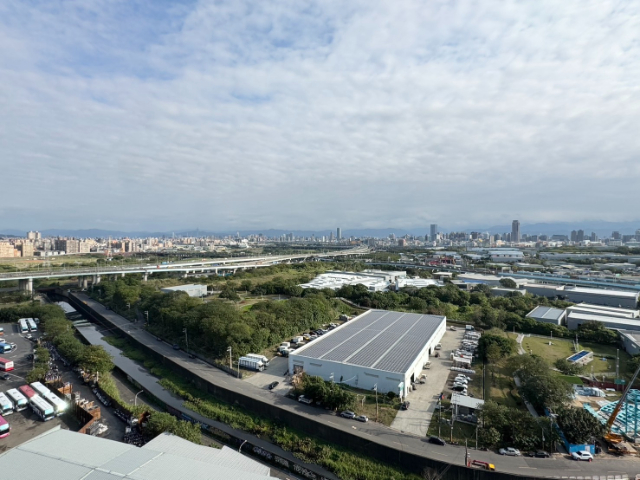 ⭐五股買房賣屋全坤無限棟距美景可塑四房車,新北市五股區芳洲一路