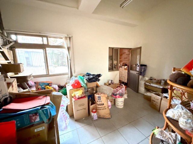 泰山買房賣屋11米面寬金雞母店面,新北市泰山區貴子路
