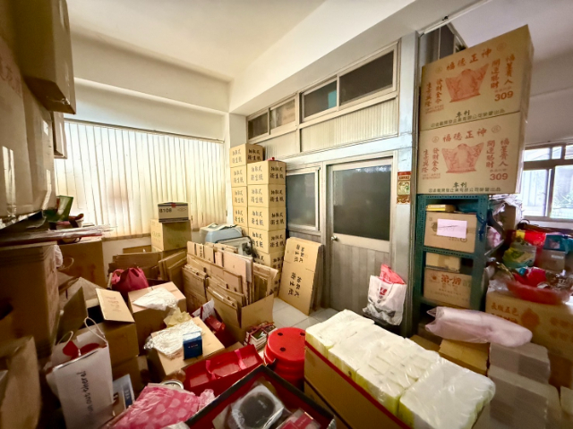 泰山買房賣屋11米面寬金雞母店面,新北市泰山區貴子路