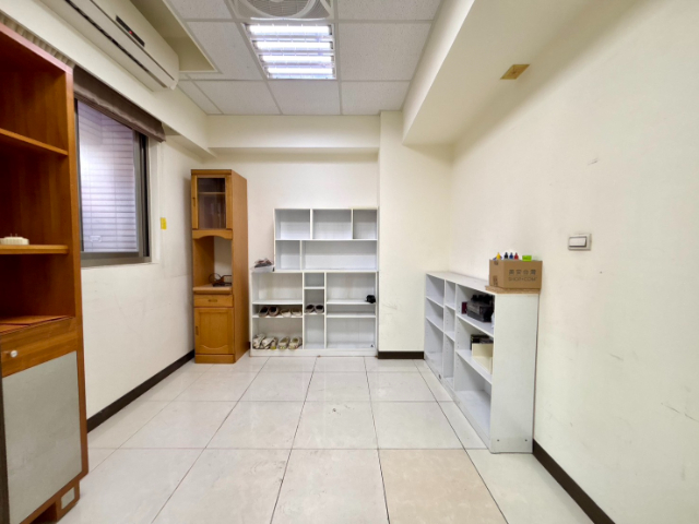 五股買房賣屋坎城溫馨兩房車,新北市五股區成泰路一段