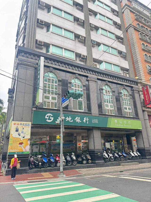 泰山買房賣屋明志傳家金店面,新北市泰山區工專路