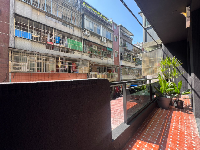 泰山買房賣屋經典.復刻.專屬雅痞的品味宅,新北市泰山區明志路三段