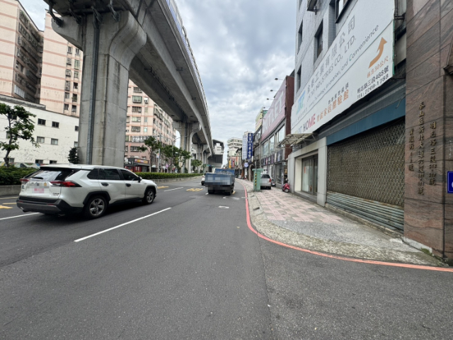 泰山買房賣屋捷運旁稀有廠辦(工業用),新北市泰山區新北大道六段