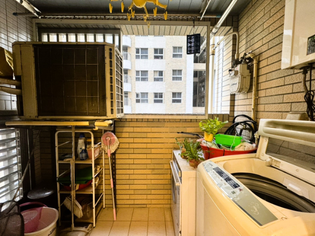 五股買房賣屋 微風天地精美1+1房車,新北市五股區新五路三段