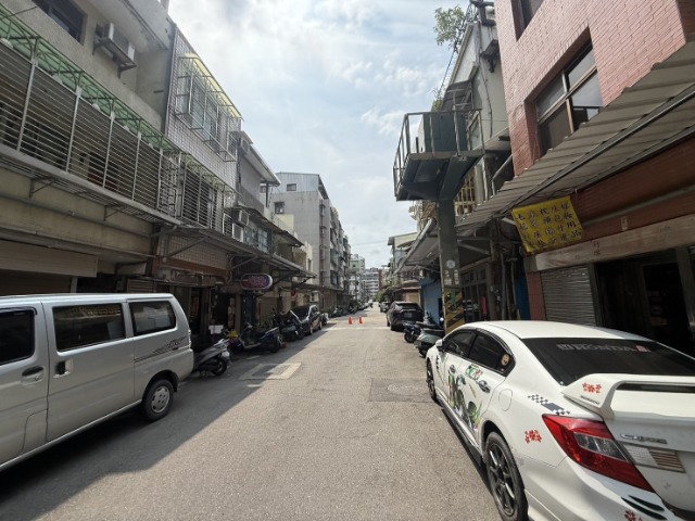 五股買房賣屋熱鬧商圈19%公設3+1房,新北市五股區成泰路三段
