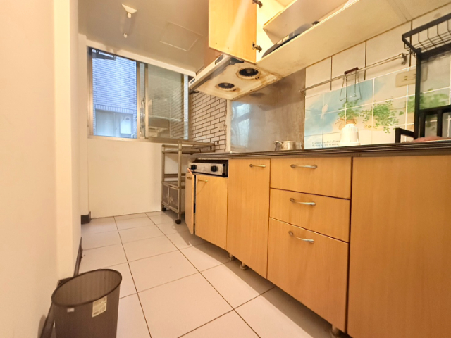 五股買房賣屋熱鬧商圈19%公設3+1房,新北市五股區成泰路三段