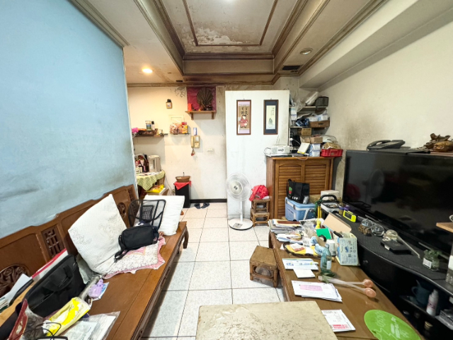 五股買房賣屋神話稀有兩房車,新北市五股區成泰路一段