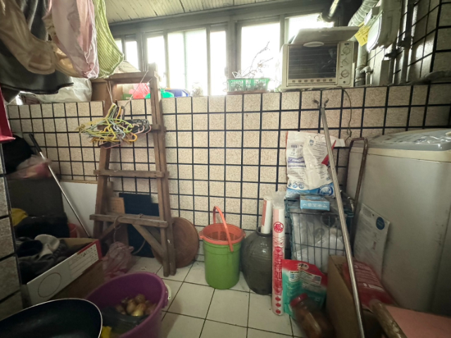 五股買房賣屋神話稀有兩房車,新北市五股區成泰路一段