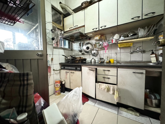 五股買房賣屋神話稀有兩房車,新北市五股區成泰路一段