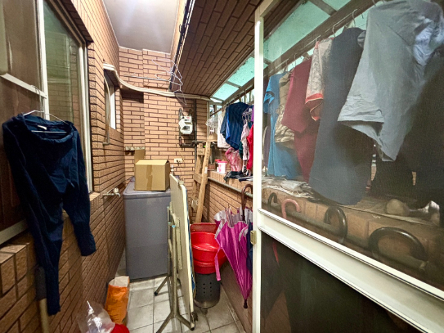 泰山買房賣屋麗池大棟距學區三房車,新北市泰山區泰林路二段