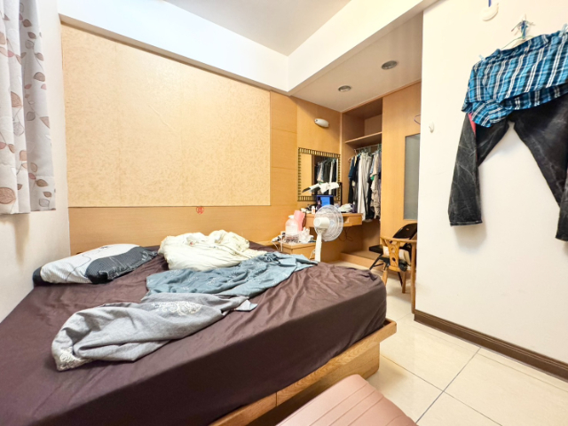 泰山買房賣屋京城邊間四房車,新北市泰山區仁義路