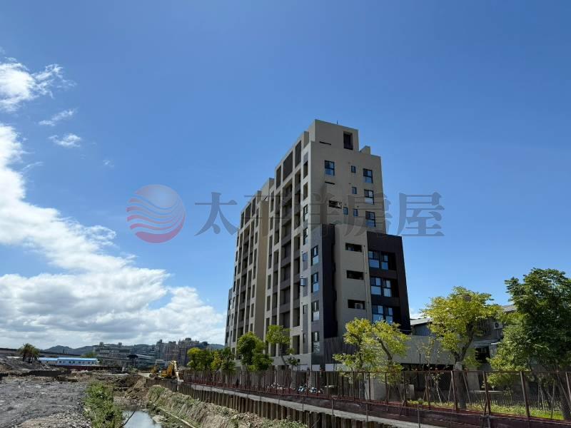 泰山買房賣屋雙捷大院全新2房車,新北市泰山區明志路三段