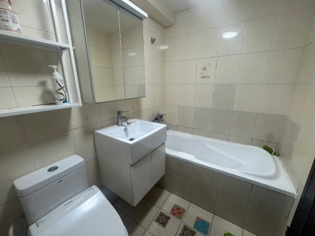 泰山買房賣屋海德堡溫馨居車,新北市泰山區明志路一段