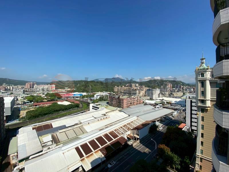 五股買房賣屋春城韻大兩房景觀宅,新北市五股區新城一路