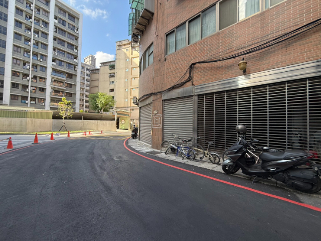 泰山買房賣屋輔大旁最便宜辦公室,新北市泰山區明志路三段