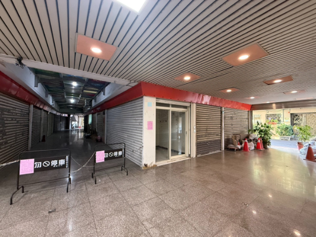 泰山買房賣屋輔大旁最便宜辦公室,新北市泰山區明志路三段