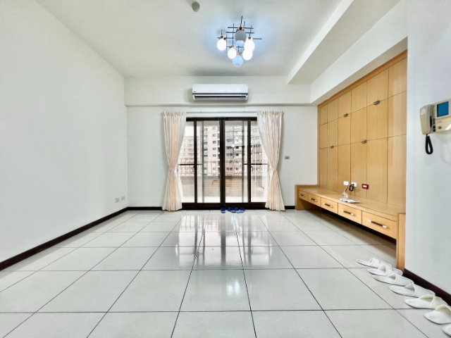 泰山買房賣屋十八甲哈佛景觀大四房,新北市泰山區仁愛路