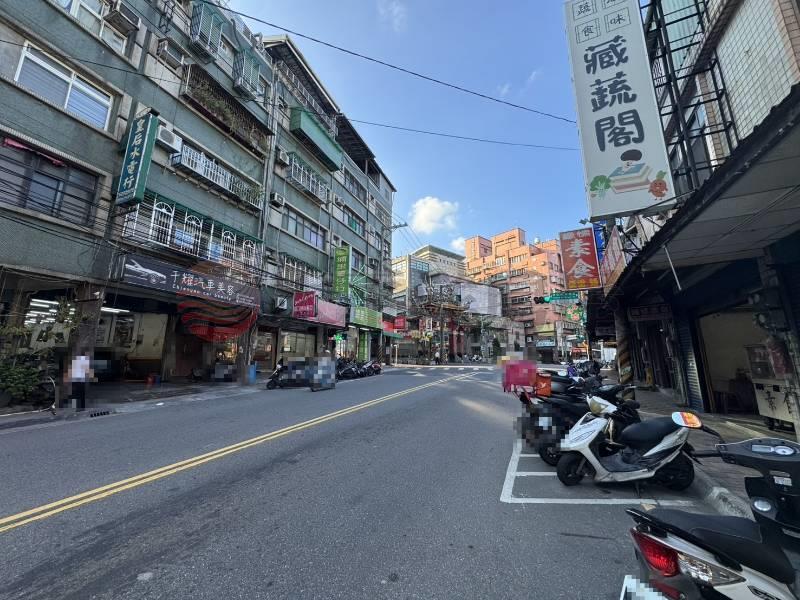 泰山買房賣屋現金流黃金雞母10套,新北市泰山區明志路三段