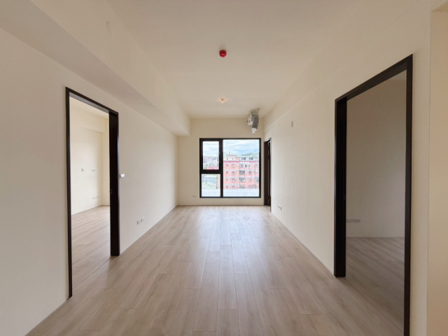 五股買房賣屋全新富總雙主臥三房車,新北市五股區新城一路