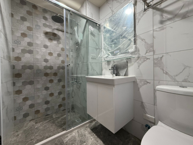 五股買房賣屋全新富總雙主臥三房車,新北市五股區新城一路