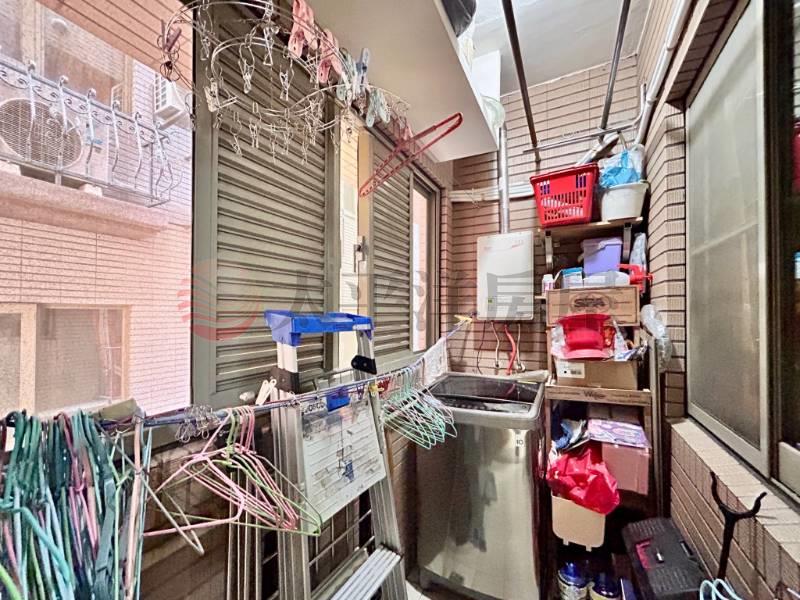 泰山買房賣屋十八甲高樓層採光3房車,新北市泰山區中港西路