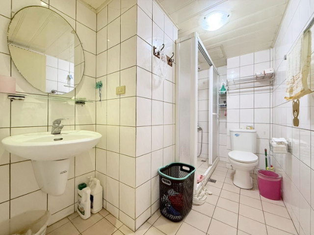 五股買房賣屋低公設方正大三房車,新北市五股區水碓路