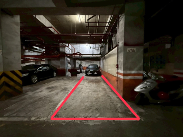 五股買房賣屋低公設方正大三房車,新北市五股區水碓路