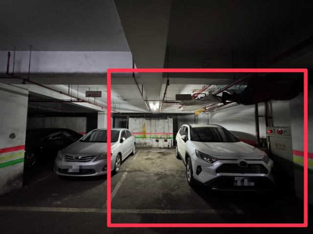 五股買房賣屋6.6%公設電梯三房超大車位,新北市五股區五福路